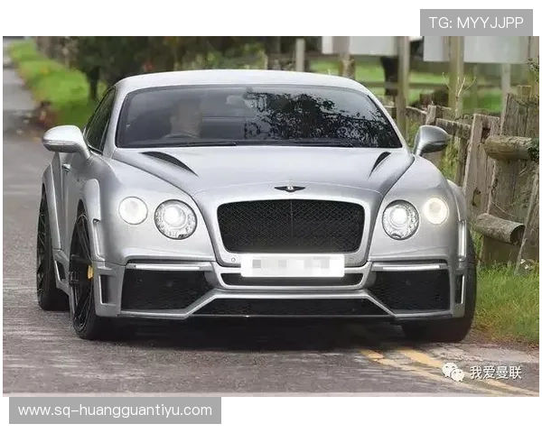 乔恩·琼斯训练完顺手买了辆法拉利，说是为了奖励自己没吃宵夜