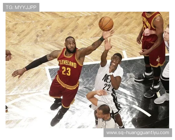 勒布朗这身家日进斗金，出门带队没几个人敢搭话吧？