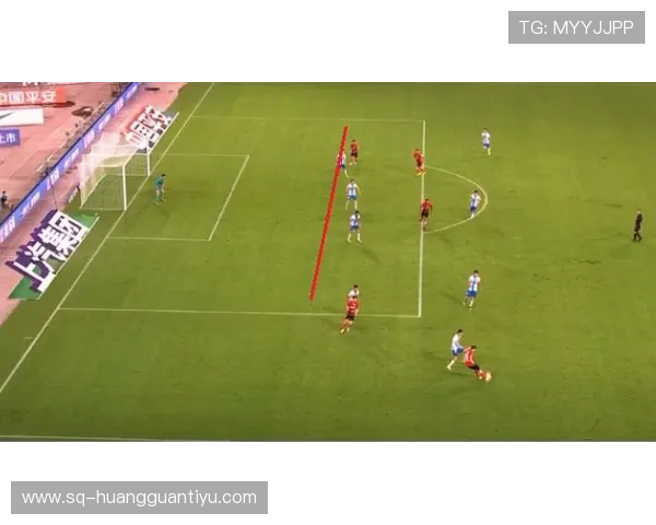 严重犯规的足球规则判罚标准与裁判执行细节解析