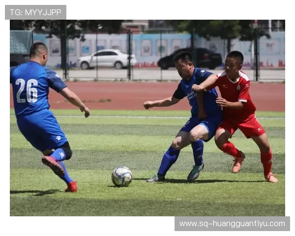 天气中断对足球比赛规则如何影响判罚和比赛进程解析