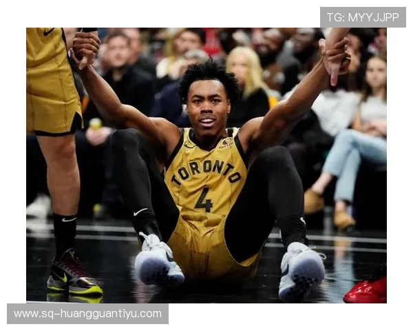 巴恩斯无球跑动拉开空间提升球队三分命中率显著提高